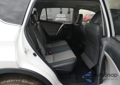 2015 Toyota Rav4 Limited z USA, uszkodzony, nr VIN JTMDFREV1FD148698